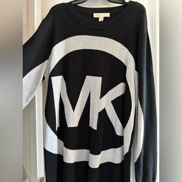 Michael Kors Sweater - Picture 2 of 4